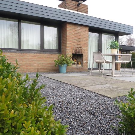 Gerenoveerd Huisje Gelegen Aan Water Bij Bos Villa Lanaken Esterno foto