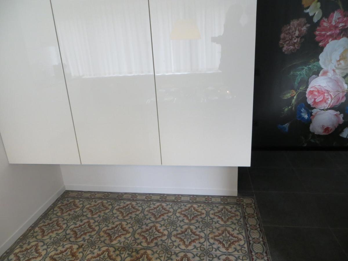 Gerenoveerd Huisje Gelegen Aan Water Bij Bos Villa Lanaken Esterno foto